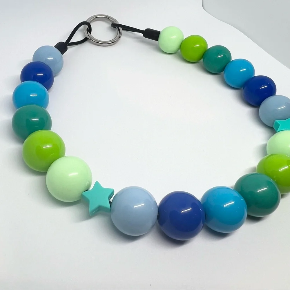 Blue Green Teal Gradient Beaded Dog Collar Necklace Size Medium - 16 inches